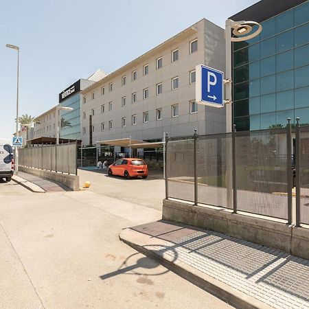 Apartment With Free Parking And Pool Bormujos Exterior foto